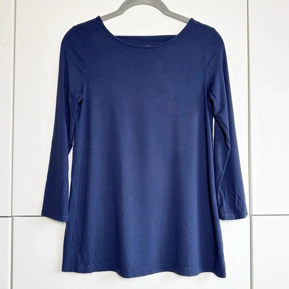 Lilly Pulitzer Navy Blue 3/4 Sleeve Top With Strappy Back Detail Size XS T Shirt - Picture 2 of 8
